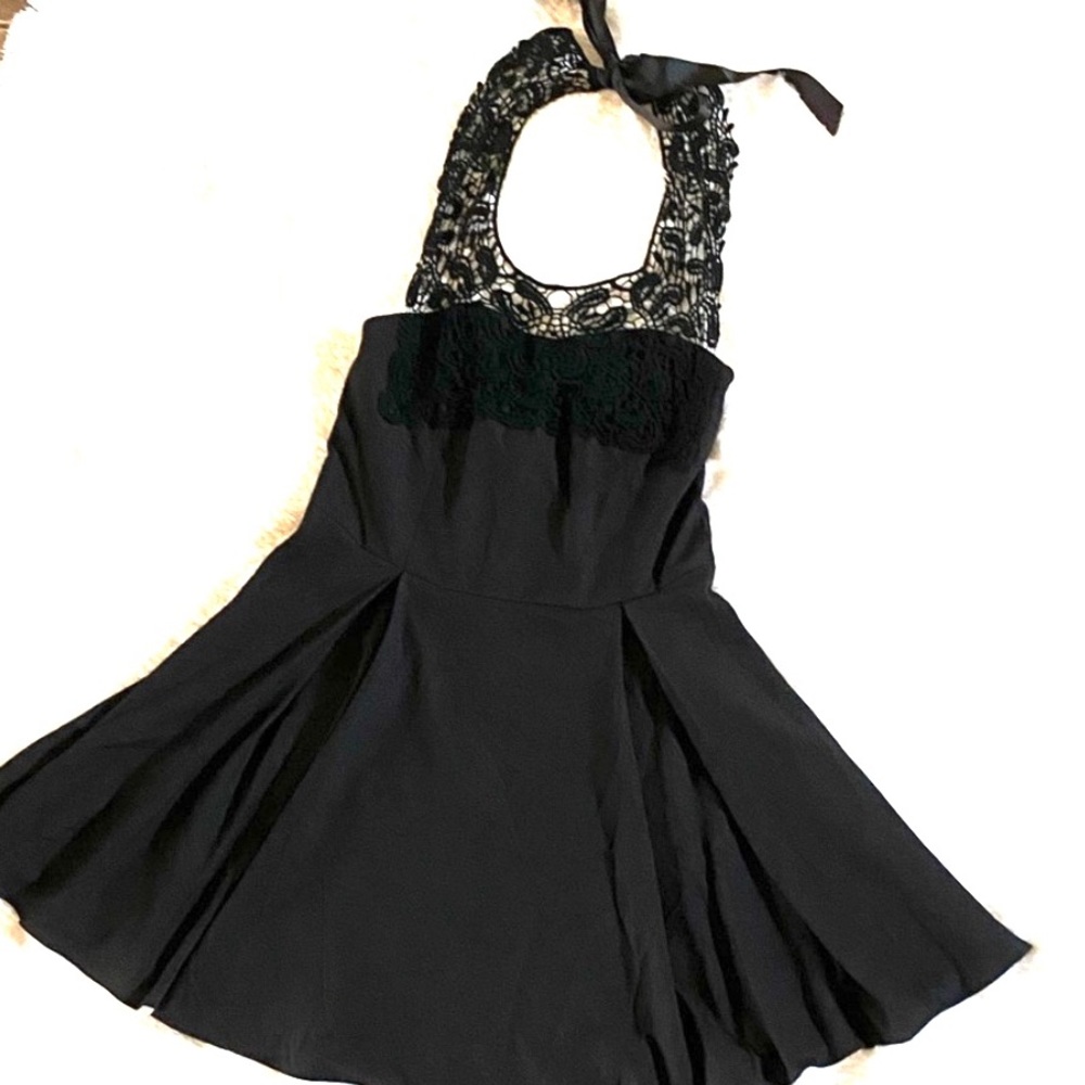 🌟4/$25🌟Crochet Lace Halter Dress
